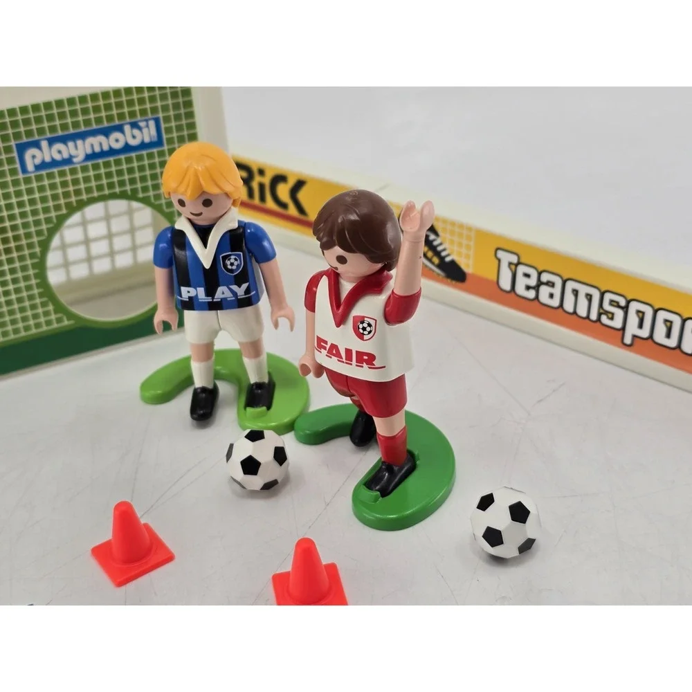 Playmobil Sports Soccer Shootout Set 4701 Goals Balls Net -  Complete! Unplayed? - Picture 2 of 10